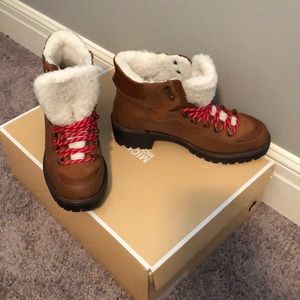 NEW Sugar Boots- Women’s Size 7